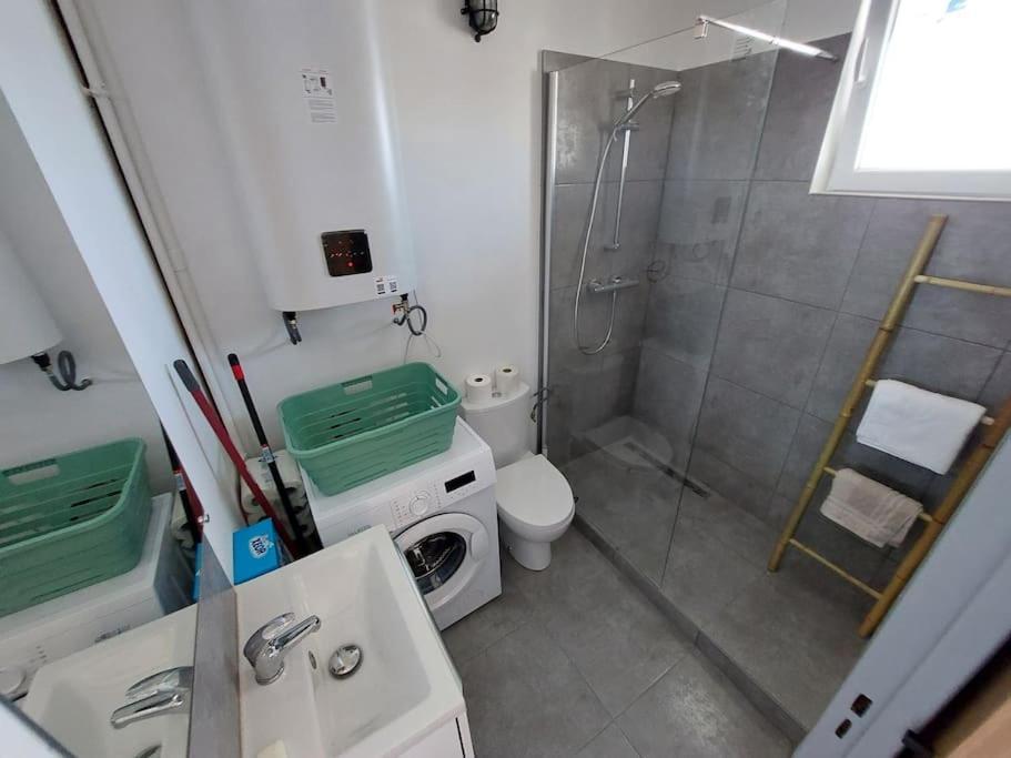 Appartement Le Voltaire - T2 Neuf Face Pyrenees à Tarbes Extérieur photo