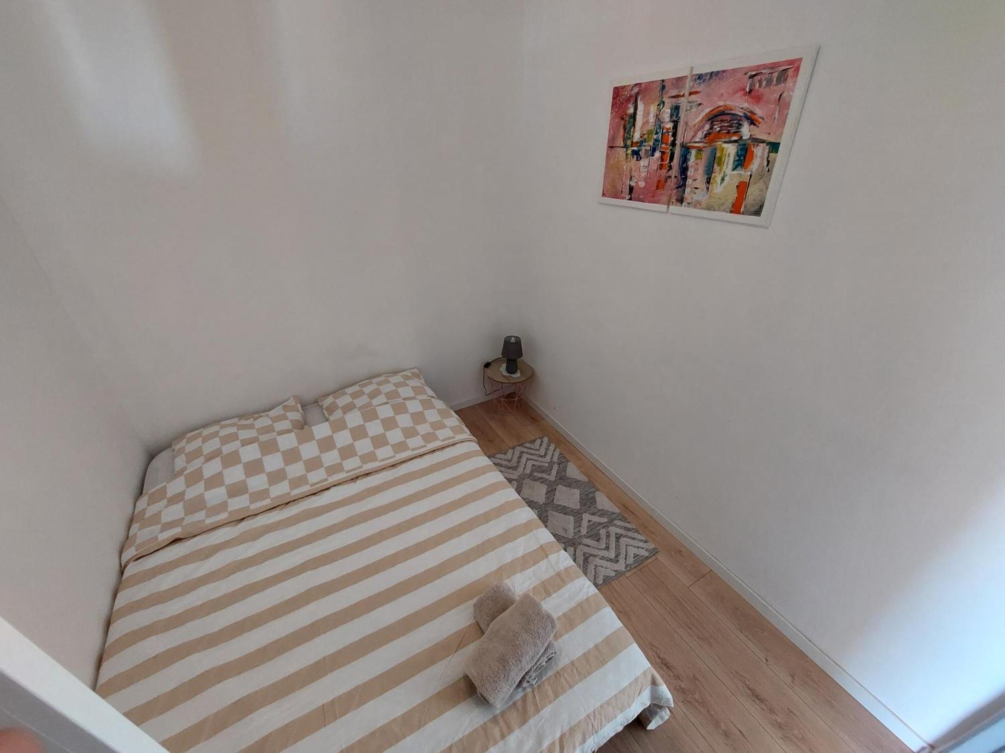 Appartement Le Voltaire - T2 Neuf Face Pyrenees à Tarbes Extérieur photo